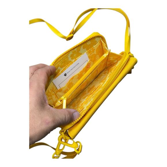 NWOT Vera Bradley Goldenrod Yellow ReActive RFID Compact Crossbody Bag Colorful - Picture 5 of 8